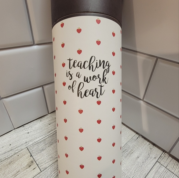 NWT* "Teaching is a work of heart"glass water bottle in beautiful canister. - Picture 1 of 5